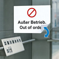 Skylt för avstängd verksamhet på glasdörr